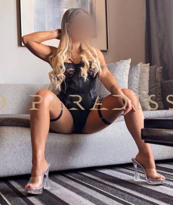Escorts VIP Paradisse - Camila